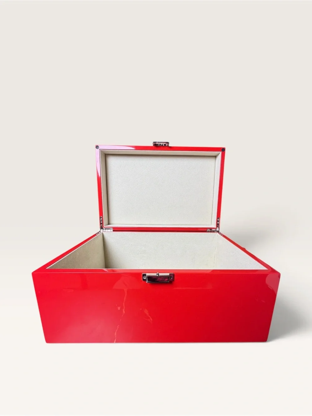 ALLURE BEAUTY Red Lacquered Storage Box with Cream Interior